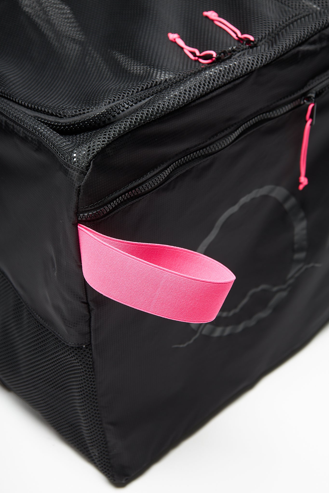 SolOcean™ Dive Duffel — Mesh Gear Bag for Water Sports & Travel